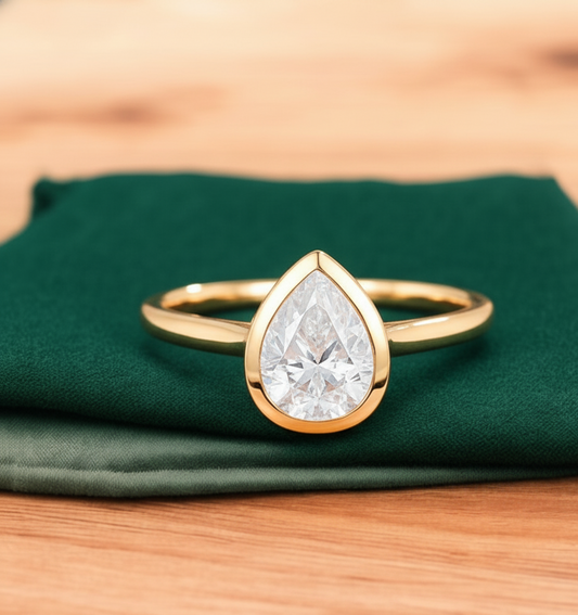 Pear Bezel Diamond Ring 1.25ct – 14K Gold Engagement & Bridal Ring