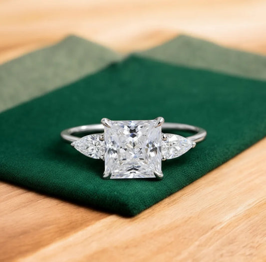 3 stone princess diamond ring