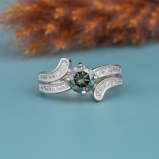 green diamond ring