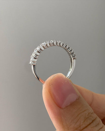  Moissanite Ring 
