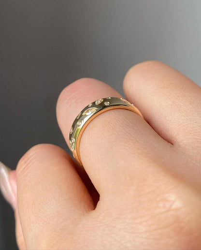 Round Ring