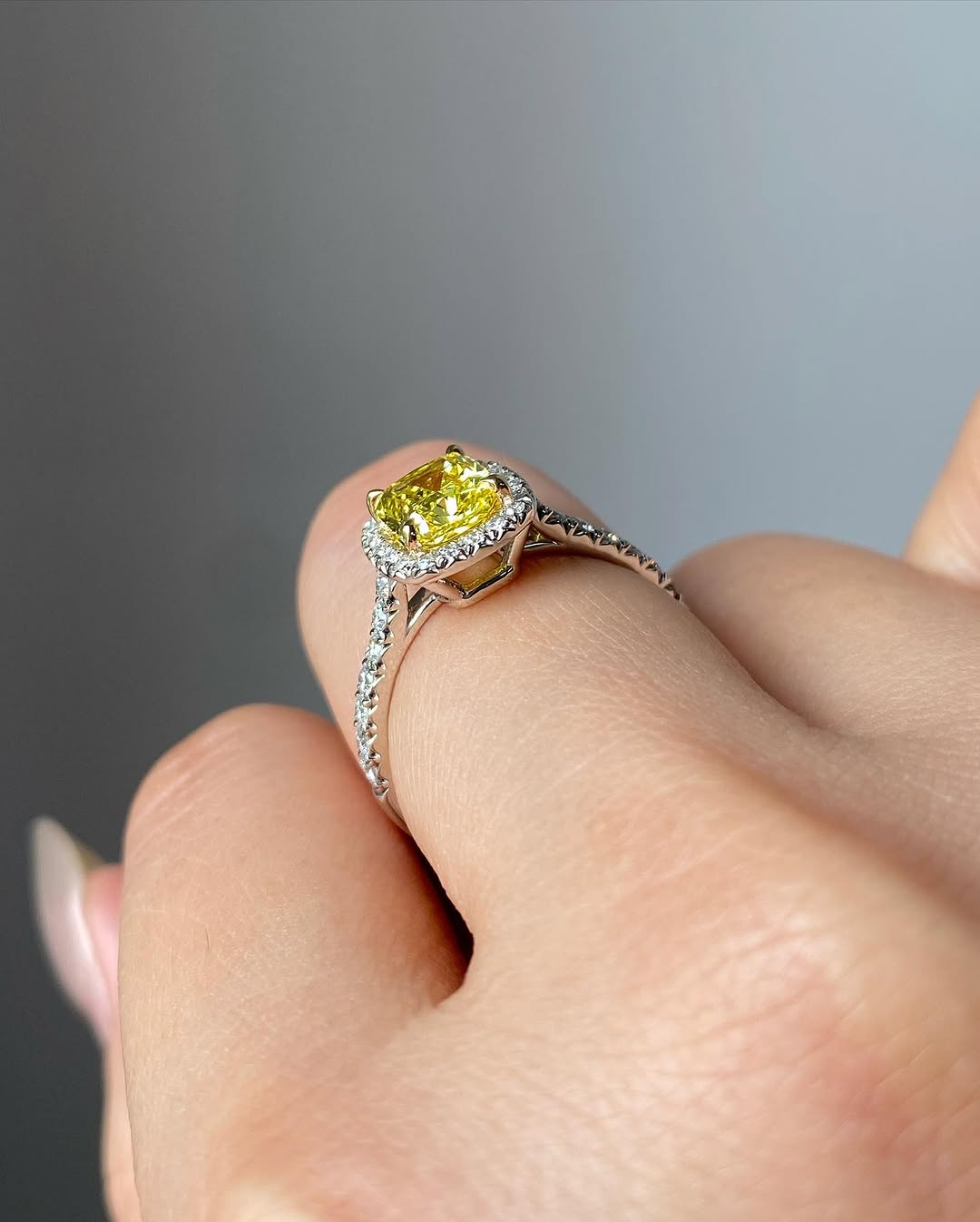 Yellow Dimond Ring 