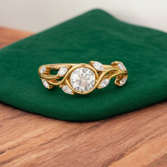 Vintage 0.50ct Round Cut Leaf Lab Grown Diamond Engagement Ring