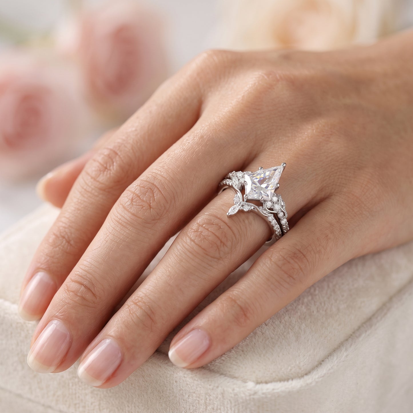 1.69 Ct Kite Cut Lab Grown Diamond Engagement Ring Set