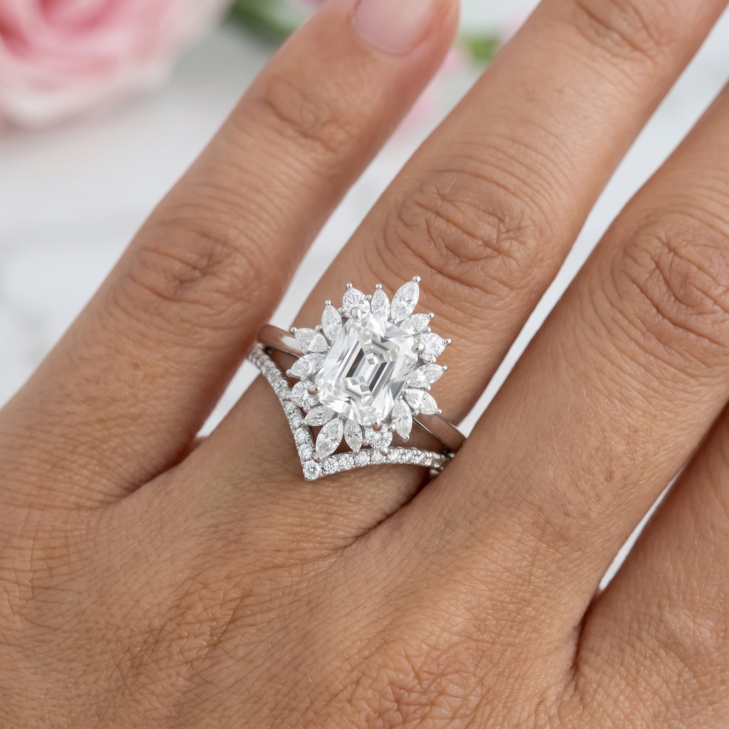 1.70 Ct Emerald Cut Lab-Grown Ring Set – Chevron Band