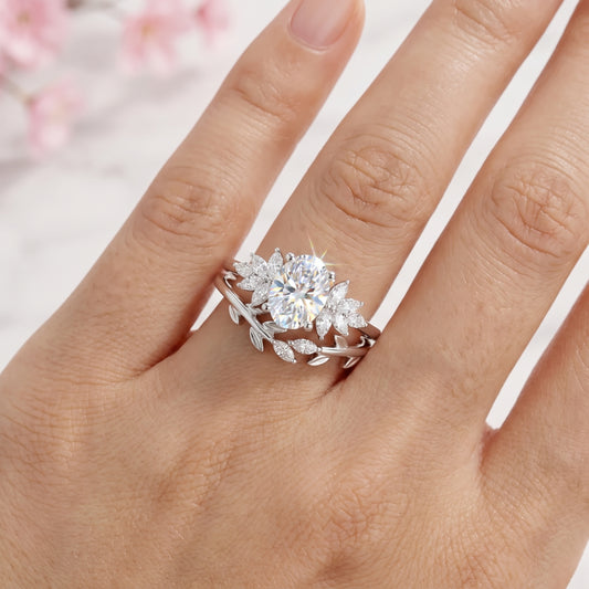1.40 Ct Oval Lab-Grown Diamond Engagement Ring Set in Gold