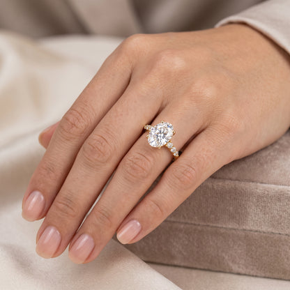 1.660CT Oval Lab Grown Diamond Engagement Ring