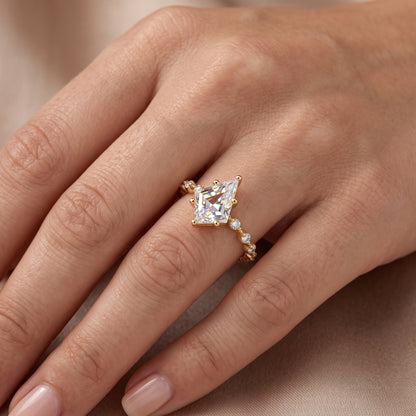 1.120ct Kite Lab Diamond Vintage Ring – Rose Gold