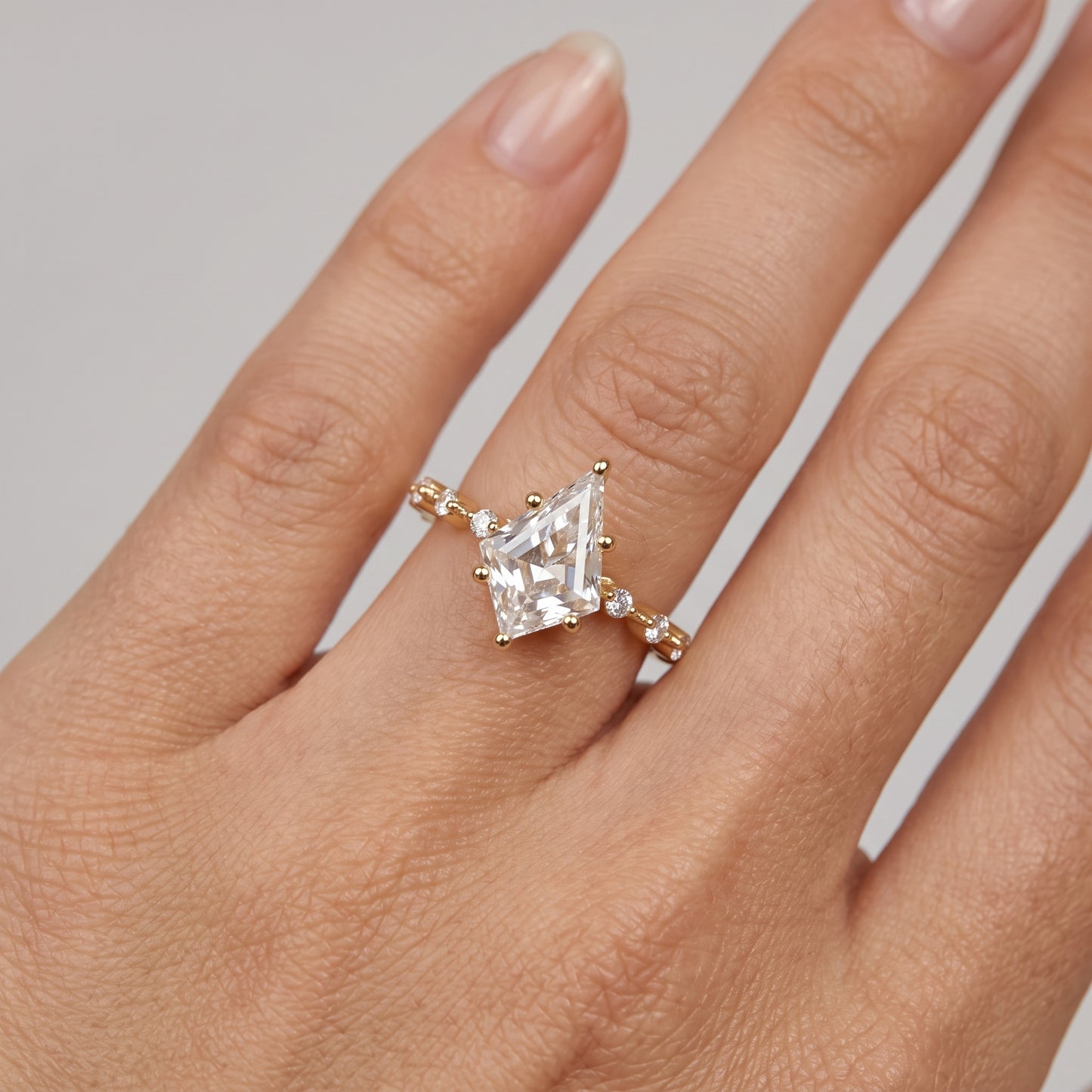 1.120ct Kite Lab Diamond Vintage Ring – Rose Gold