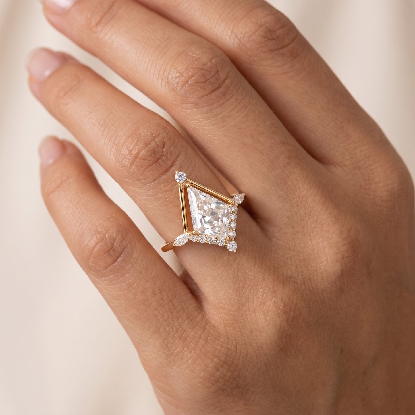 1.700ct Vintage Kite-Cut Lab-Grown Diamond Engagement Ring