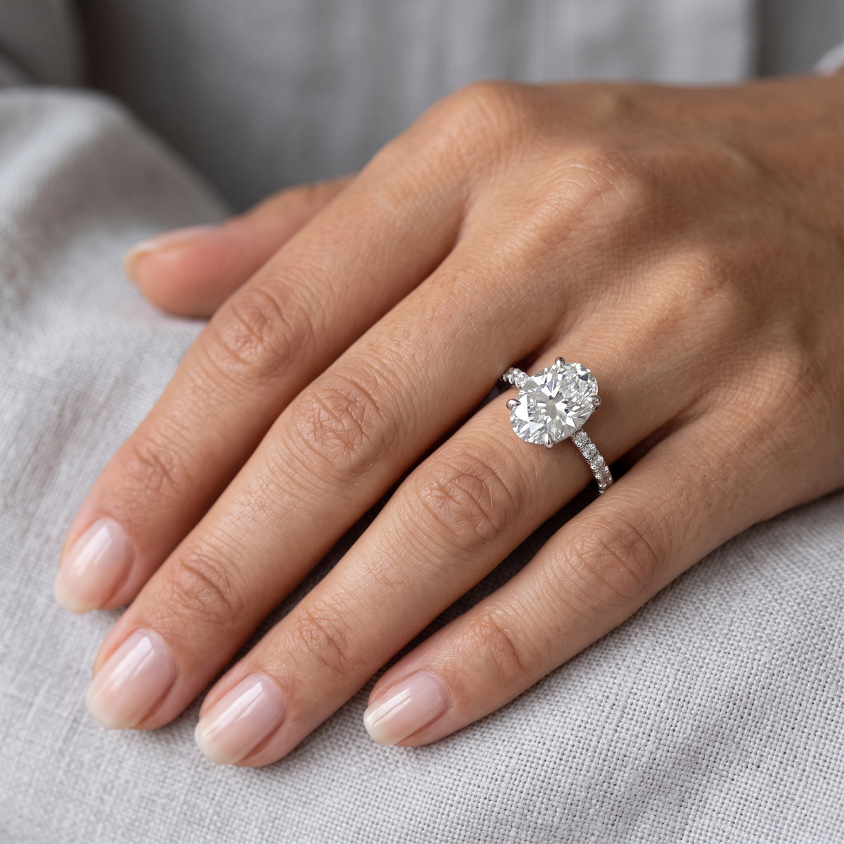 1.5 CT Oval Cut Lab Grown Diamond Engagement Ring for Women
