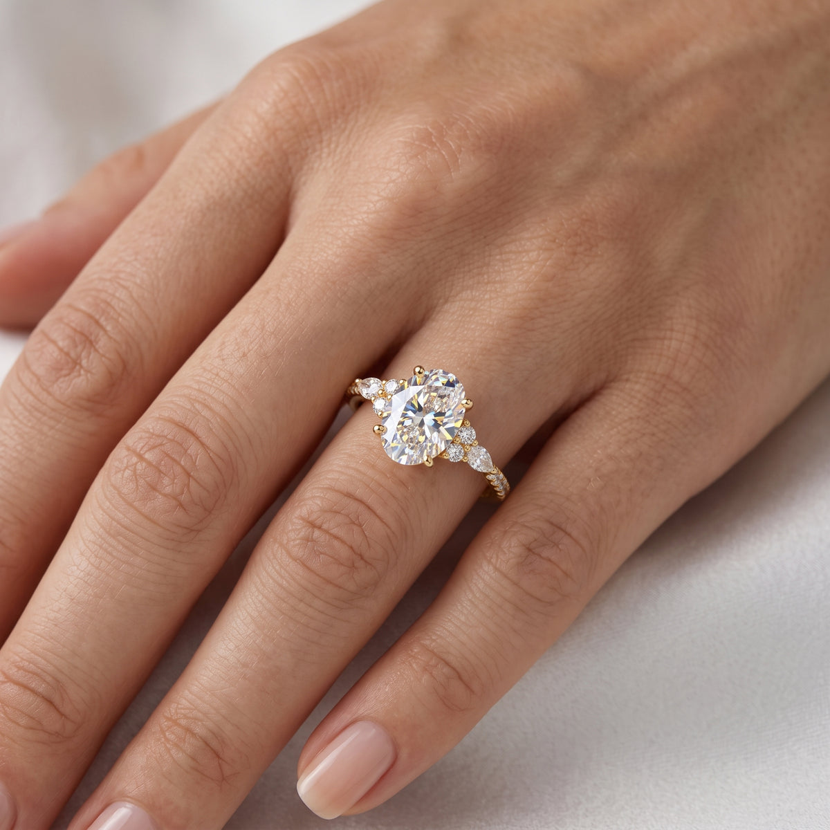 2.00ct Oval Cut 7x9mm Lab-Grown Ring