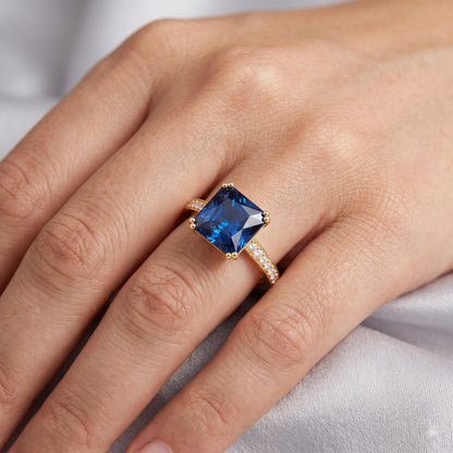 4.00ct Princess cut sapphire engagement ring