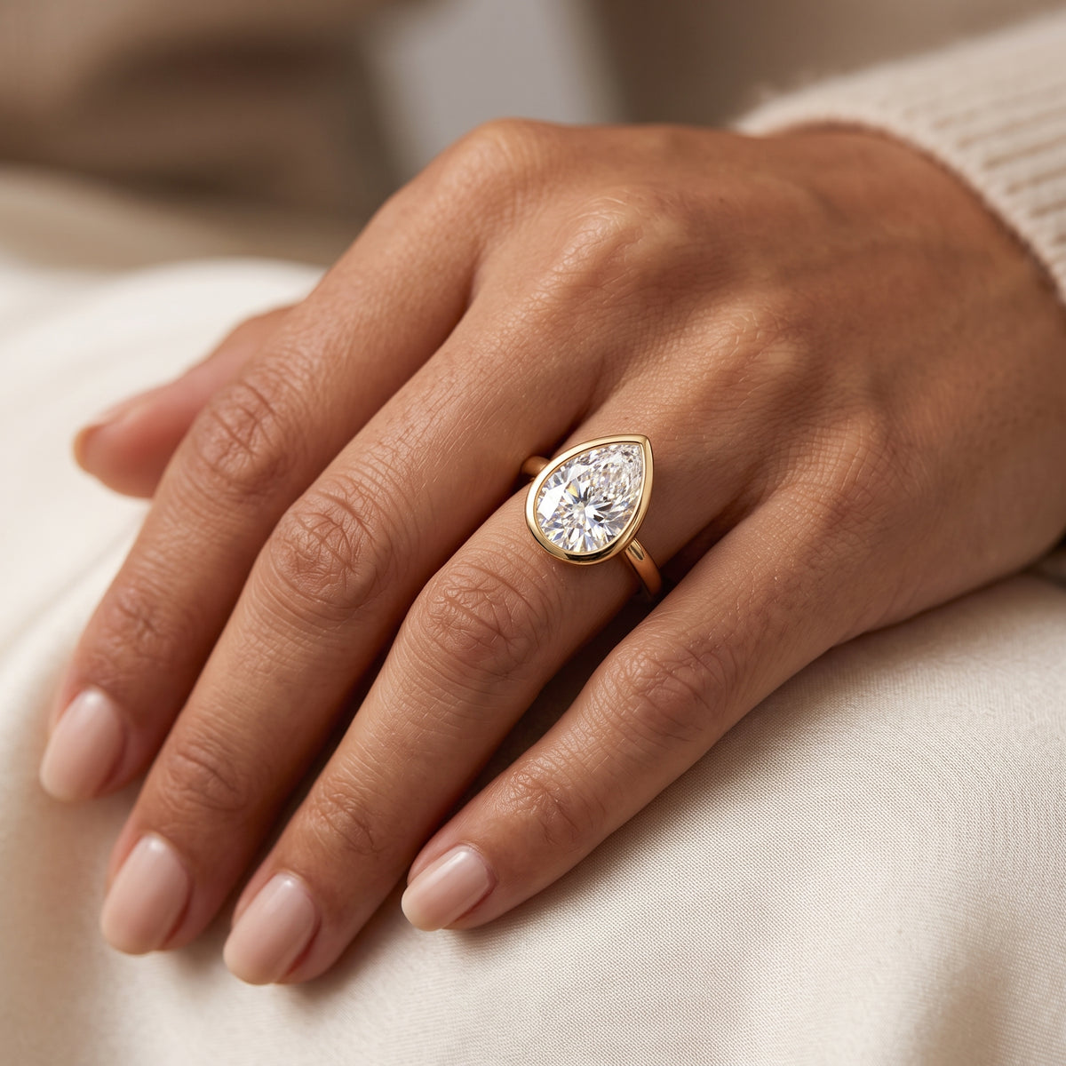 Pear Bezel Diamond Ring 1.25ct – 14K Gold Engagement & Bridal Ring