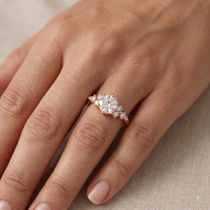 Vintage 0.750CT Unique Cluster engagement ring