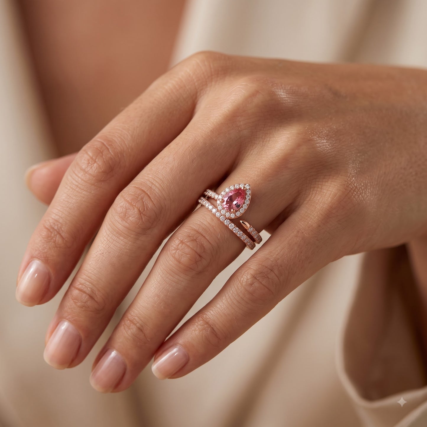 1.00Ct Pear Cut Man Made Pink Sapphire Halo Engagement Ring