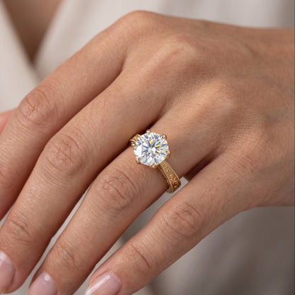 round lab grown diamond engagement ring