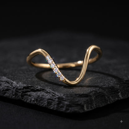 0.073 ct Lab Grown Diamond V Shape Curved Wedding Band Ring