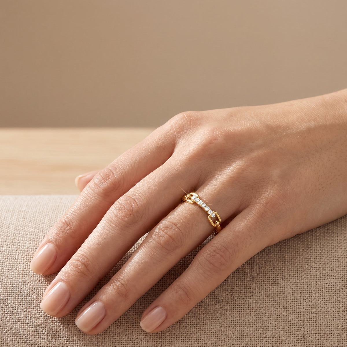 dainty gold ring​

