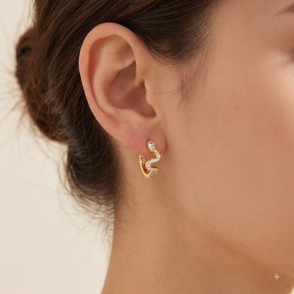 0.50 Ct Lab Grown Diamond Wave Huggie Hoop Earrings | 14K Gold | Oval & Round Cut