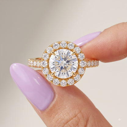 2.50ct Round Cut Lab Grown Diamond Halo Engagement Ring