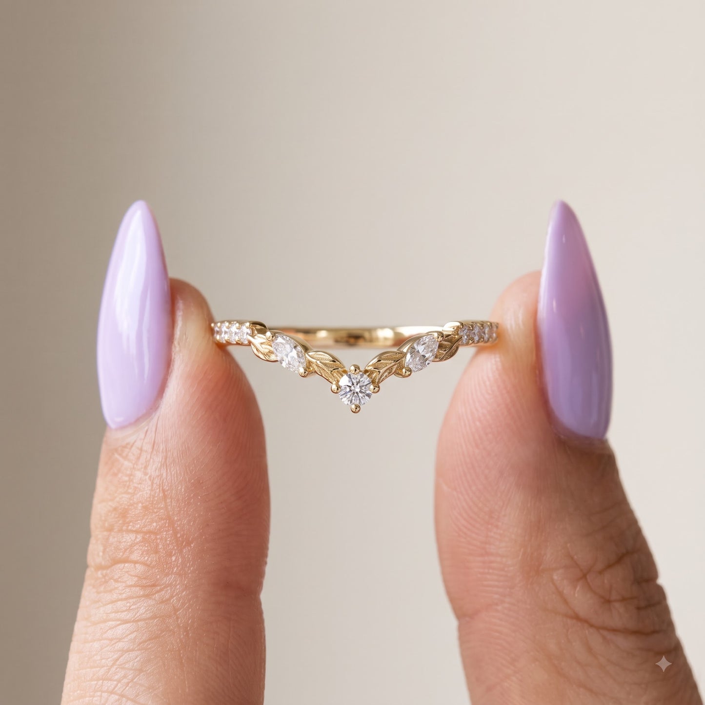 0.120 ct Lab Grown Diamond Curved Wedding Band Ring
