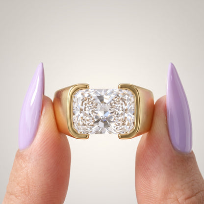 radiant cut engagement rings​

