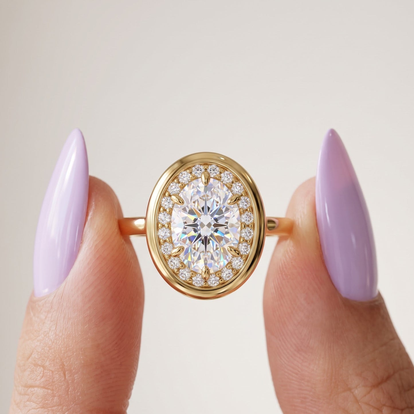 oval engagement rings with halo​

