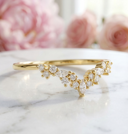 0.23 Ct Curved Lab-Grown Diamond Wedding Band