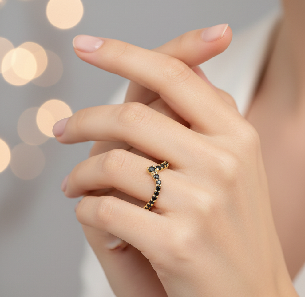 0.110 Ct Black Moissanite V-Shaped Wedding Band – Curved Ring