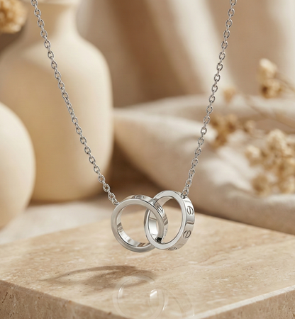 14K Gold Interlocking Rings Chain Necklace Pendant