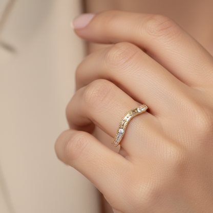 0.40 ct Vintage Curved Moissanite Wedding Band