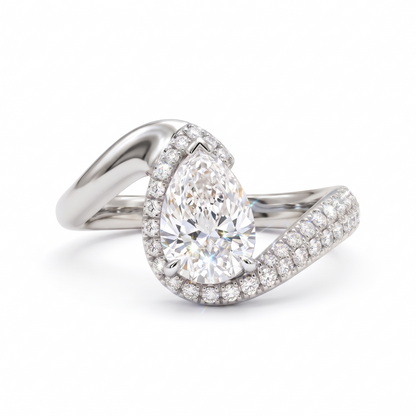 1.00 Ct Pear Cut Lab-Grown Diamond Engagement Ring in Gold | Diamond Halo Ring – Amavida Jewels