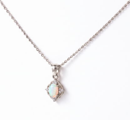 14K Gold Oval Opal Pendant Necklace