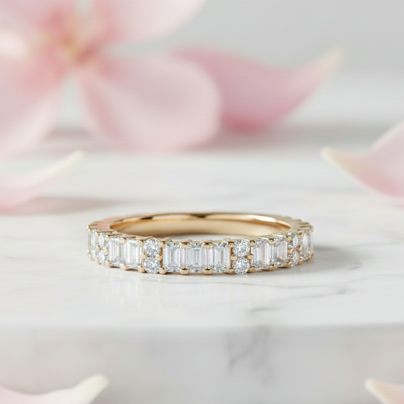 1.50 Ct Emerald & Moissanite Wedding Band – 14K Gold Ring