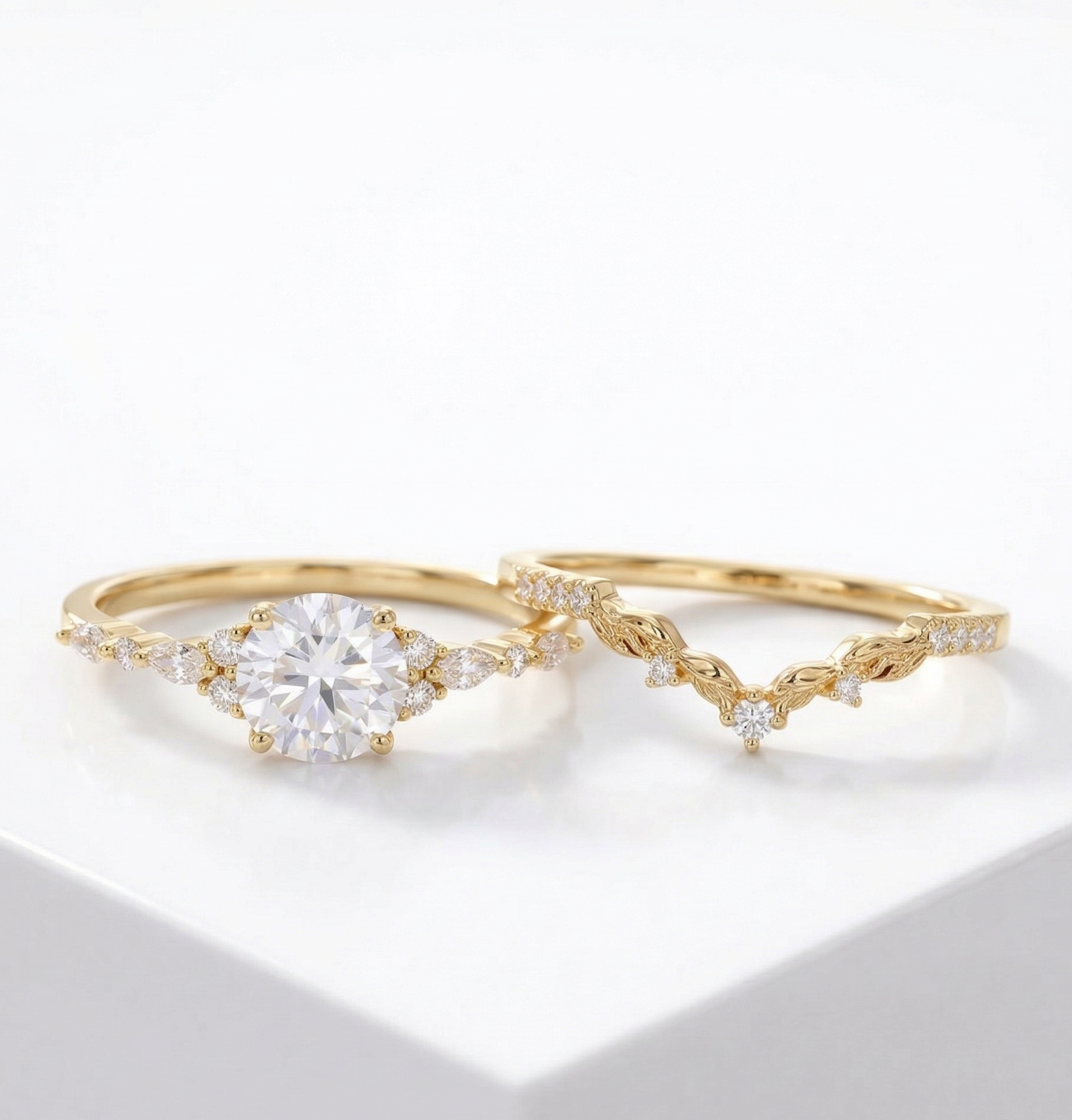 round cut engagement rings