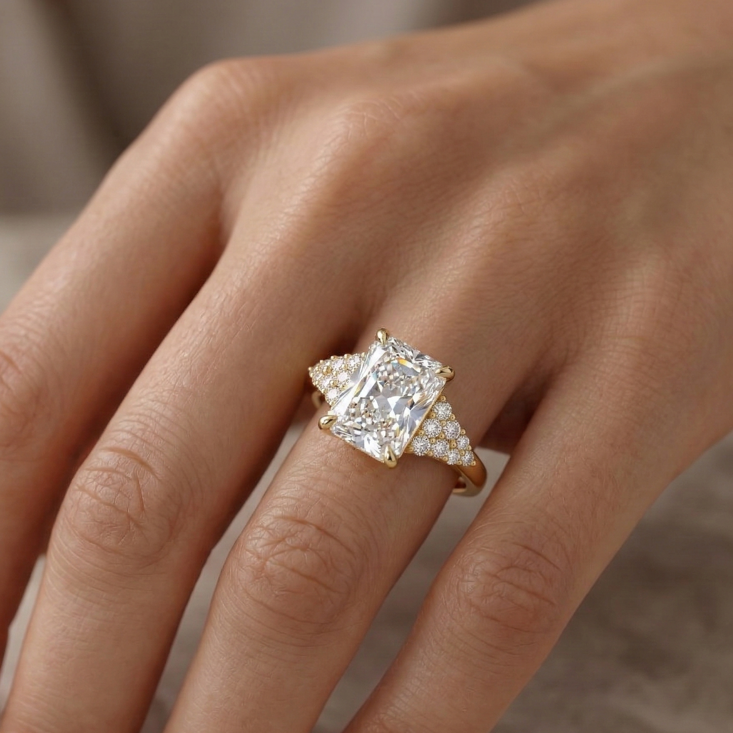 engagement rings radiant cut​

