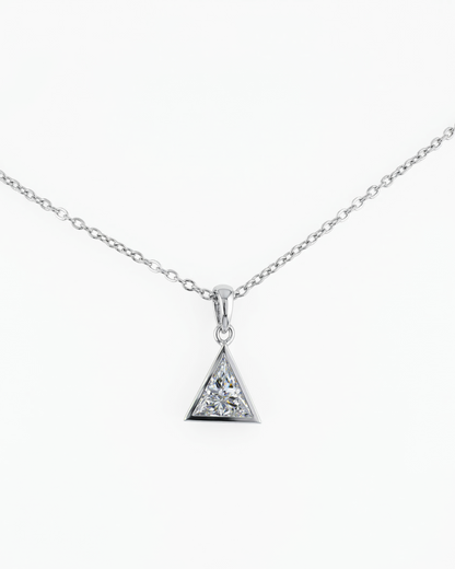 trilliant diamond pendant​

