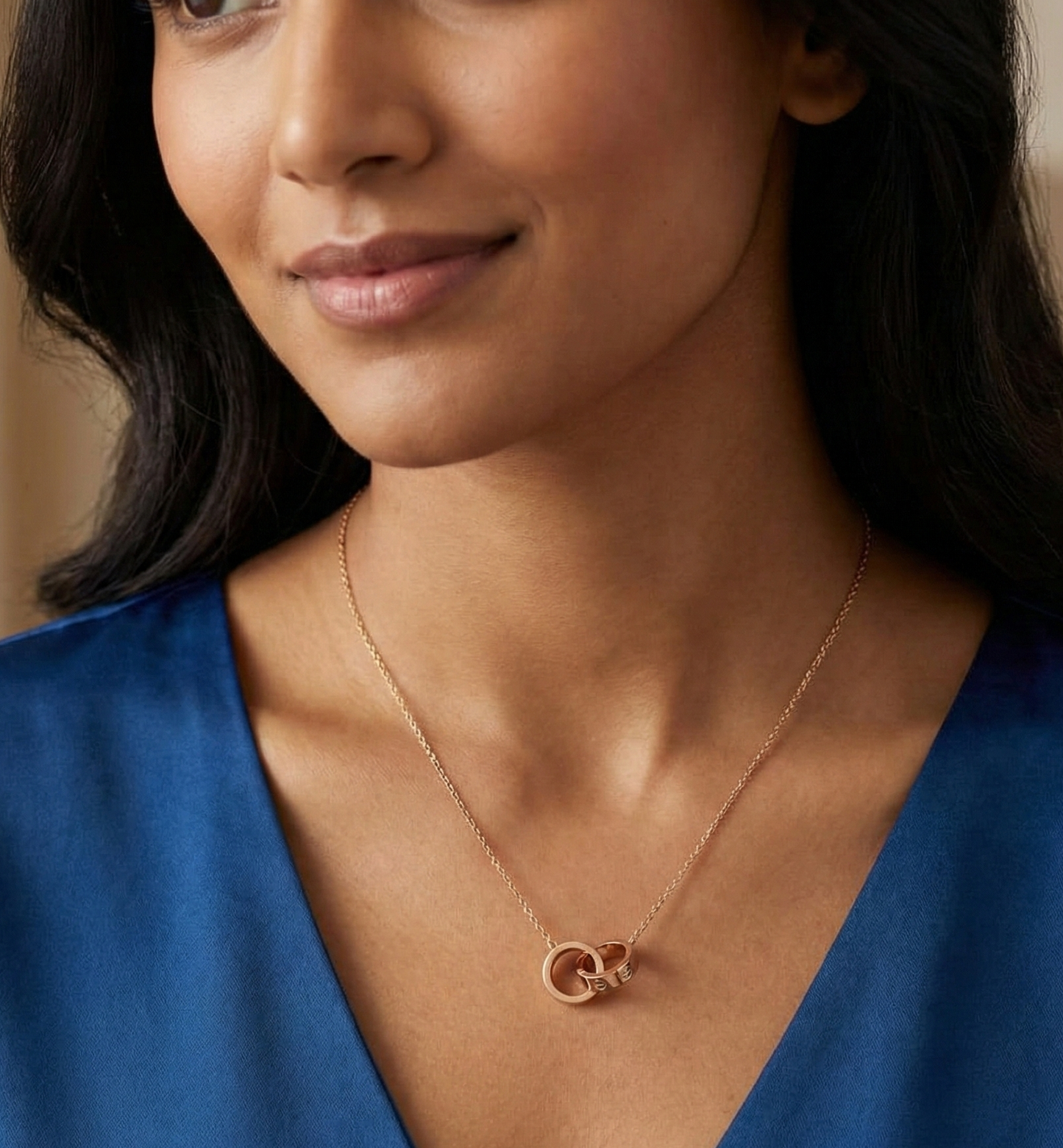 14K Gold Interlocking Rings Chain Necklace Pendant