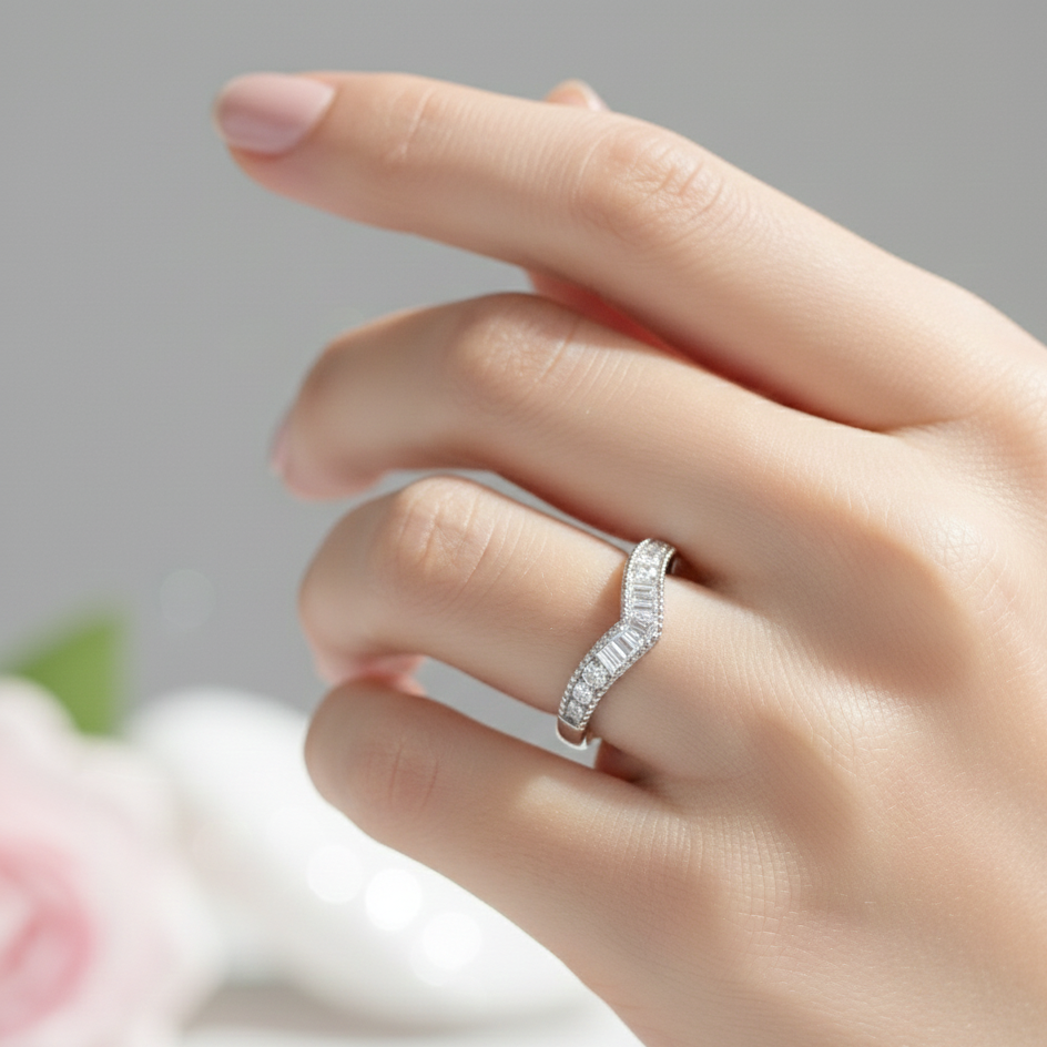 0.400Ct Curved Moissanite Wedding Band