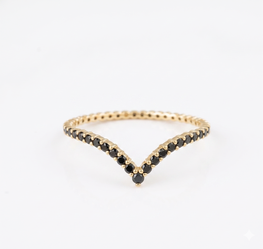 0.110 Ct Black Moissanite V-Shaped Wedding Band – Curved Ring