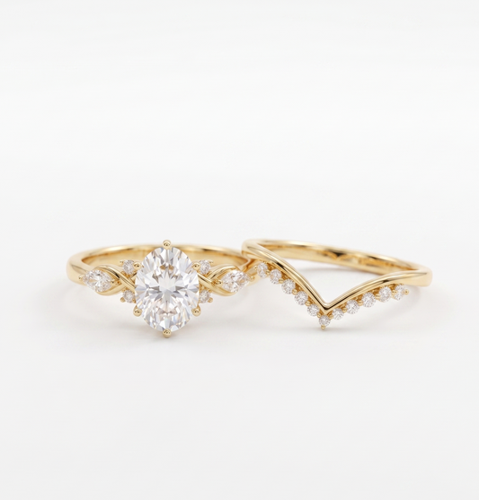 1.560CT Oval Lab Grown Diamond Engagement Ring Set