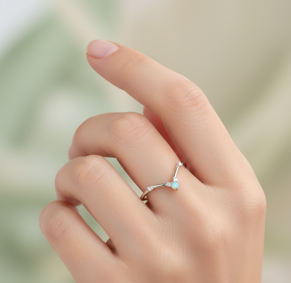 Moonstone Diamond Curved Wedding Band – 14K Gold Classic Ring