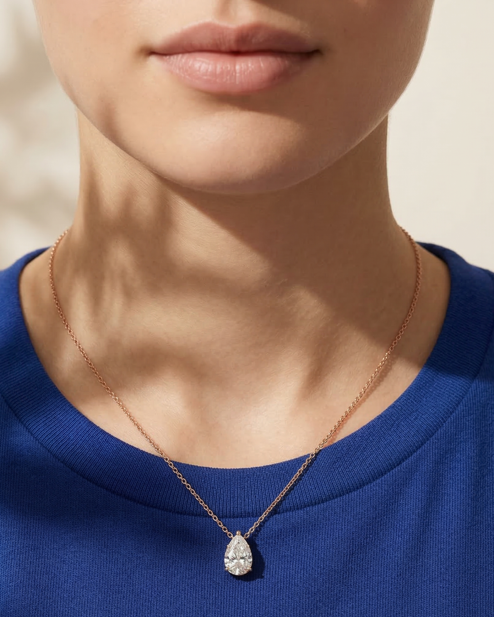 pear diamond pendant necklace​

