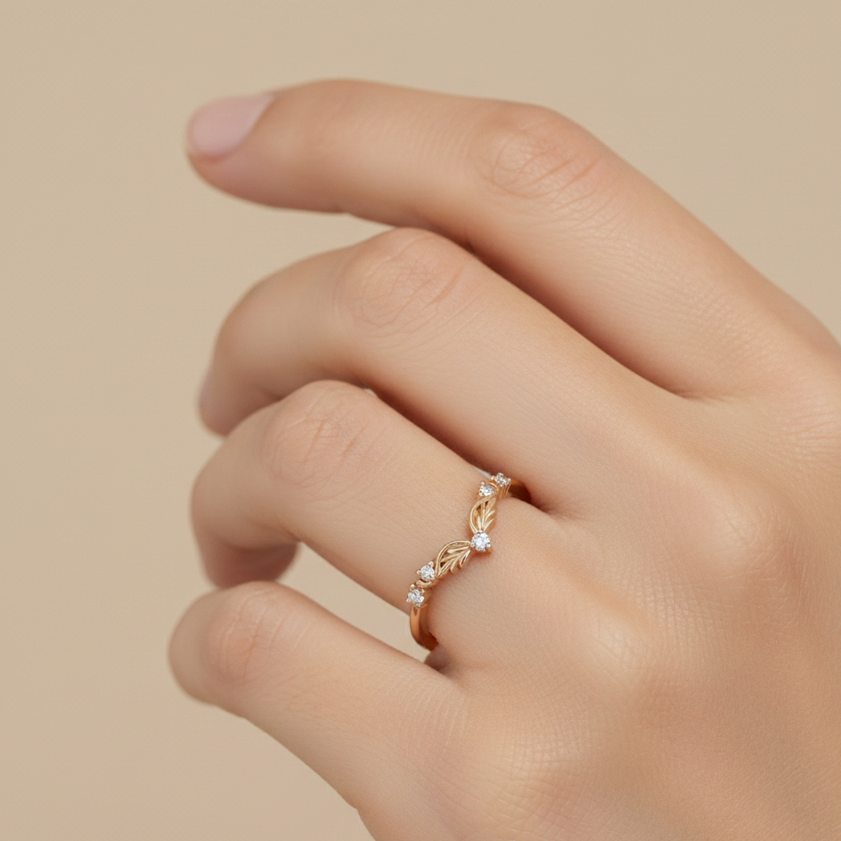 Vintage Curved Wedding Band 14K Rose Gold - 0.050 ct Moissanite