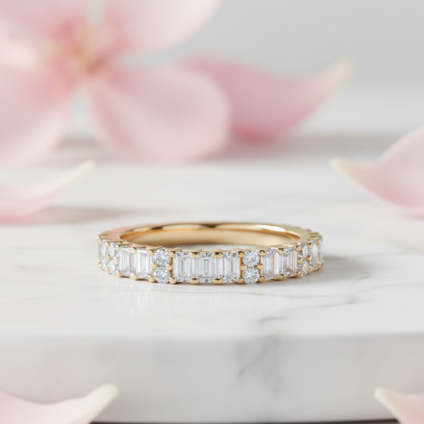 1.50 Ct Emerald & Moissanite Wedding Band – 14K Gold Ring