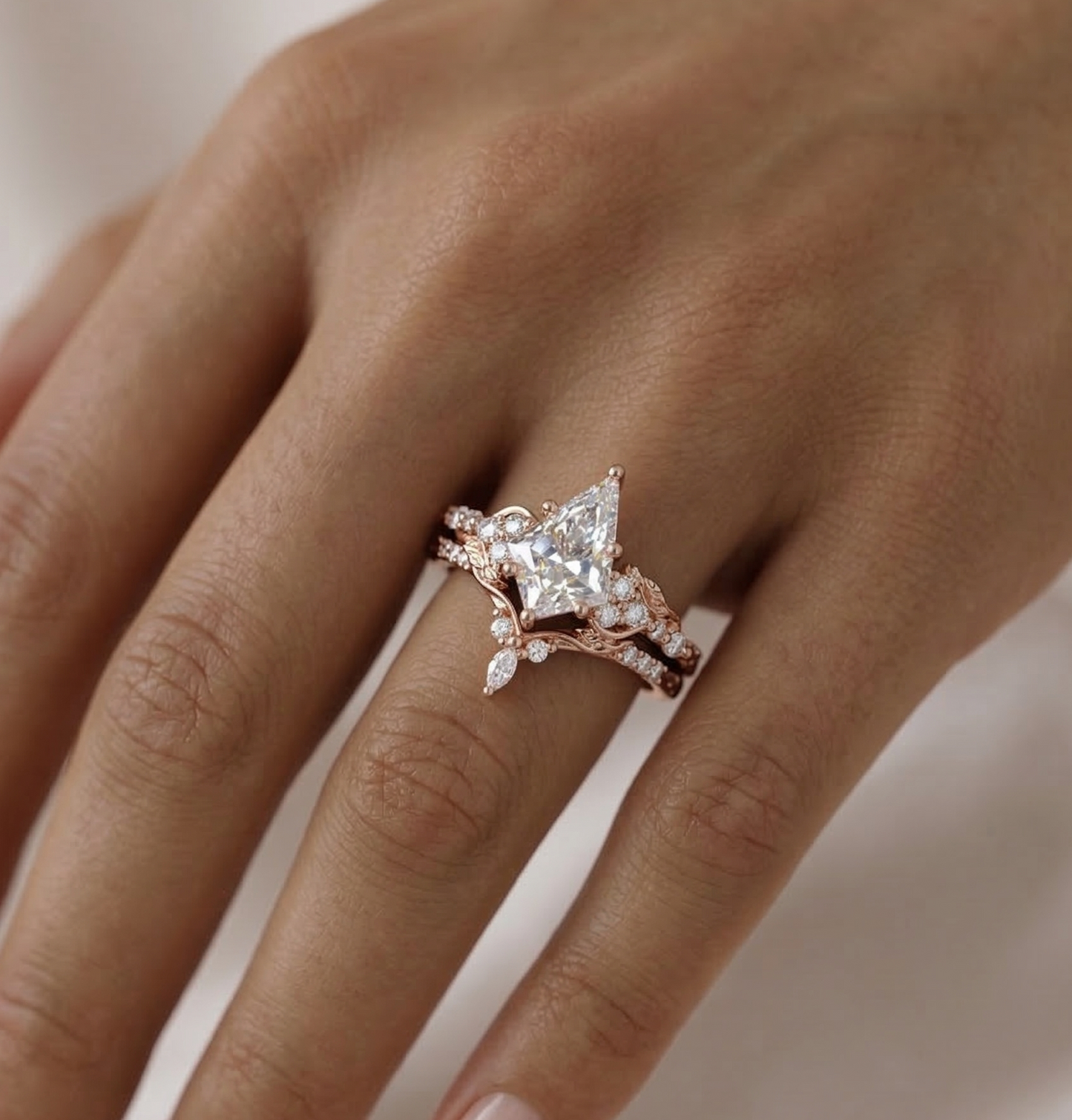 1.69 Ct Kite Cut Lab Grown Diamond Engagement Ring Set