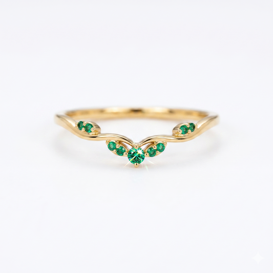 0.100ct Green Emerald Cluster Wedding Ring