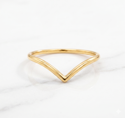 Simple Curved Wedding Band – 14K Yellow Gold Chevron Ring