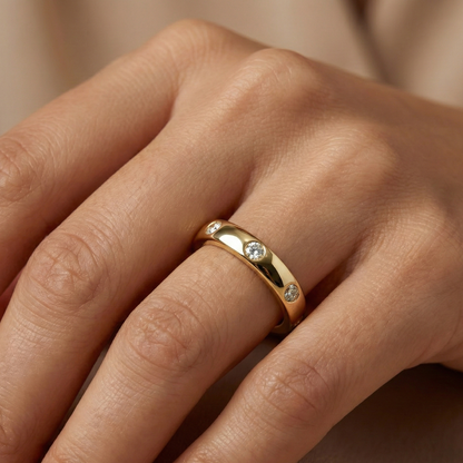 flush diamond wedding band
